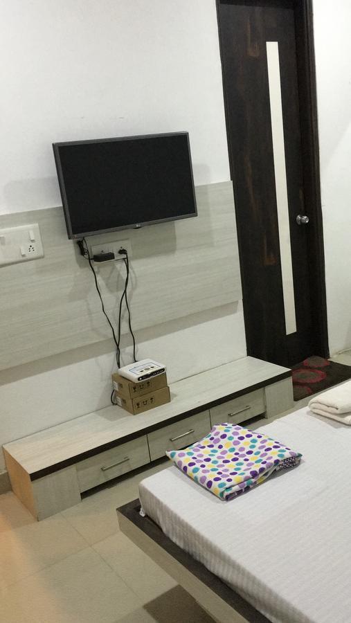 De Agya Paradise Hotel Ludhiana Eksteriør billede
